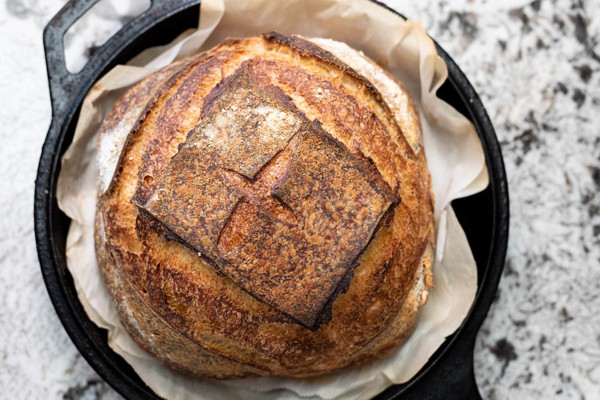 theperfectloaf-baking-bread-in-a-dutch-oven-feature-100